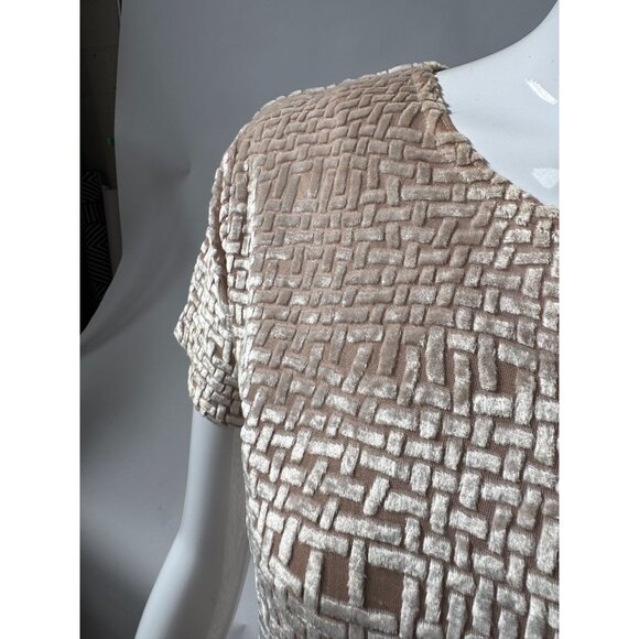 Barami Womens M Short-Sleeve Textured Top Beige Cream Woven Pattern Rayon/Polyes - Picture 2 of 15